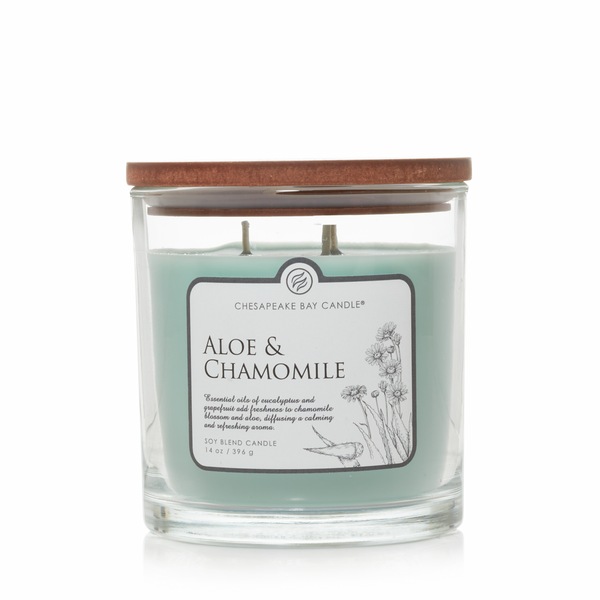 Chesapeake Bay Candle 3-Wick Jar Candle, 14 OZ